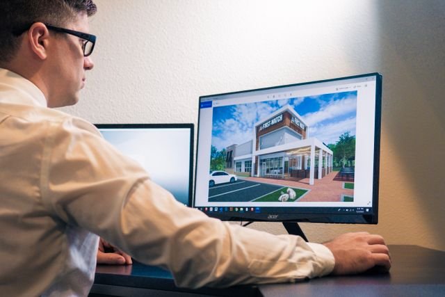 Commercial Architect